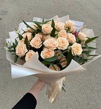 Букет Кремовые розы Латте в Зимовниках