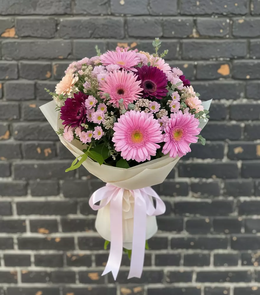 Букет цветов из: Герберы и Хризантемы в Зимовниках