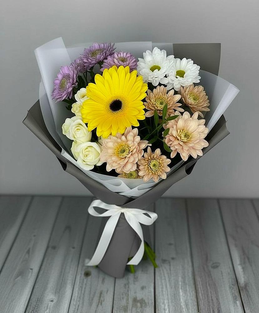 Букет цветов из: Розы, Герберы и Хризантемы в Зимовниках