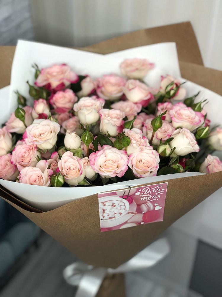 Букет цветов из: Розы в Зимовниках