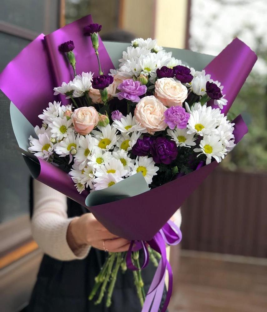 Букет цветов из: Хризантемы, Гвоздики и Розы в Зимовниках