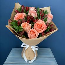 Букет цветов из:  Розы и Альстромерии в Зимовниках