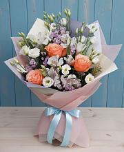 Букет цветов из:  Лизиантусы, Розы, Альстромерии и Гипсофила #REPLACE_PRED# Зимовниках