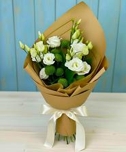 Букет цветов из:  Хризантемы и Лизиантусы в Зимовниках