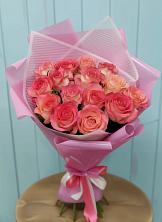 Букет 15 Розовых роз Равель в Зимовниках